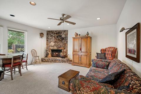 4066 Crabtree Ct, Carmichael, CA 95608 photo 18