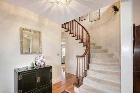 5009 Olive Oak Way, Carmichael, CA 95608 photo 12