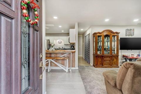 1840 Baugh St, Olivehurst, CA 95961 photo 3