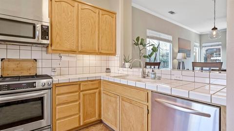 1952 Bolton Ln, Manteca, CA 95336 photo 9