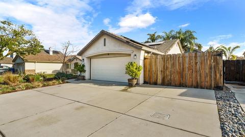 1952 Bolton Ln, Manteca, CA 95336 photo 4
