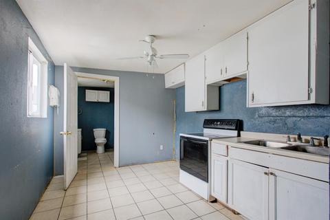 732 Greenback Ln, Modesto, CA 95351 photo 17