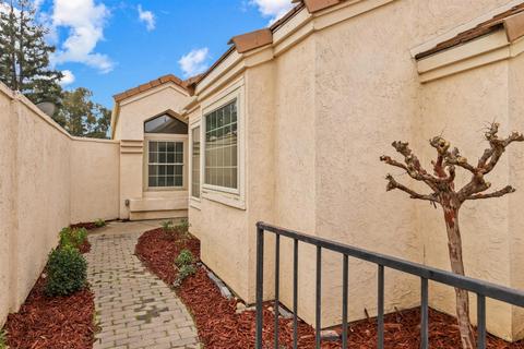 1025 Copper Landing Ct, Modesto, CA 95355 photo 5