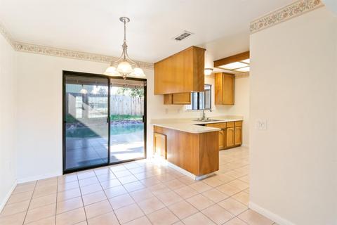 7417 Kimblewick Way, Sacramento, CA 95842 photo 17