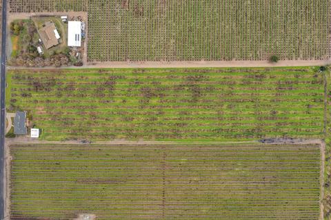 1116 E Acampo Rd, Acampo, CA 95220 photo 6