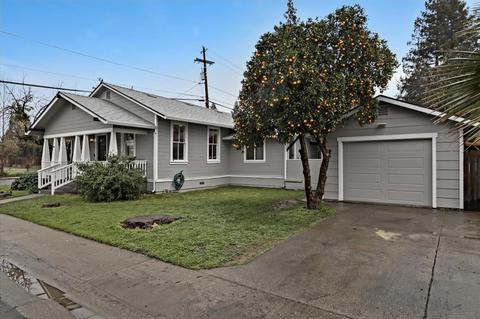 28 Edwards, Winters, CA 95694 photo 4