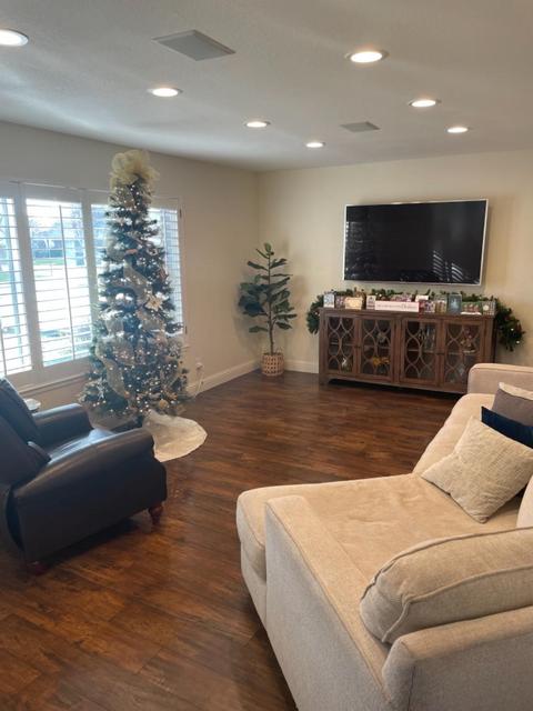 601 Avanel Dr, Modesto, CA 95356 photo 3