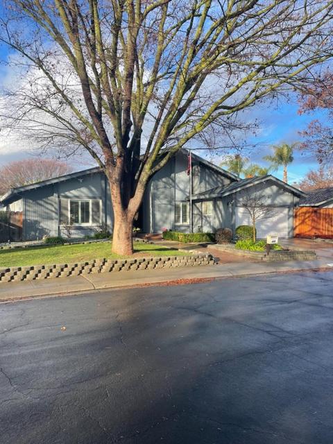 601 Avanel Dr, Modesto, CA 95356 photo 2