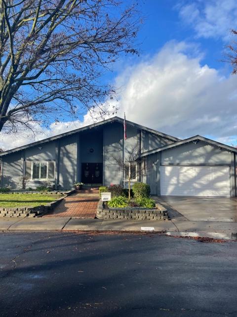 601 Avanel Dr, Modesto, CA 95356 photo 1