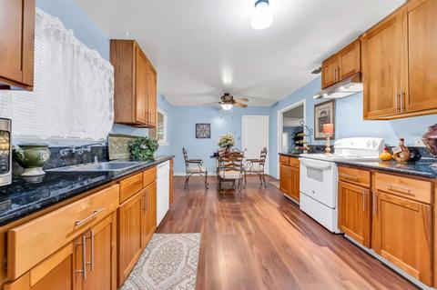 4900 Heatherdale Ln, Carmichael, CA 95608 photo 2