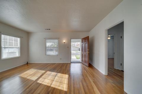 514 Semple St, Modesto, CA 95354 photo 8