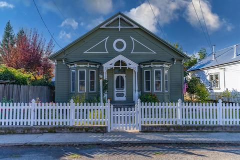 24 Randolph St, Sutter Creek, CA 95685 photo 1