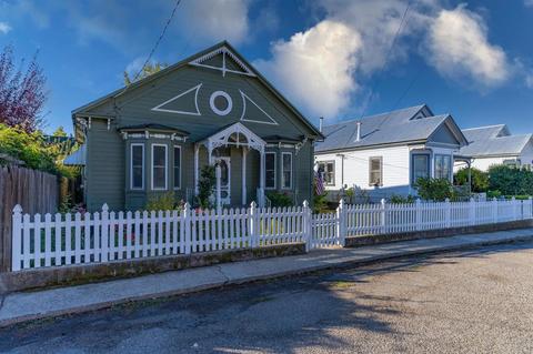 24 Randolph St, Sutter Creek, CA 95685 photo 2