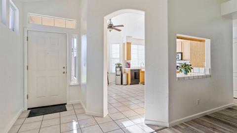 1727 Widmer Ln, Manteca, CA 95336 photo 5