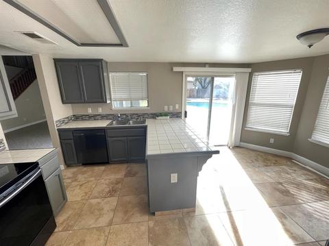 3400 Dutch Flat Ct, Modesto, CA 95354 photo 4