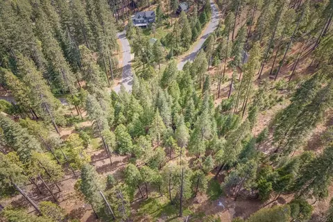 1407 Pebble Beach Way, Arnold, CA 95223 photo 8