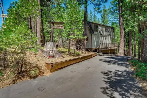 2480 Chamonix Dr, Arnold, CA 95223 photo 2