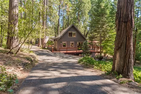 487 Dean Way, Arnold, CA 95223 photo 1
