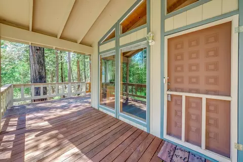 1489 Pebble Beach Way, Arnold, CA 95223 photo 3