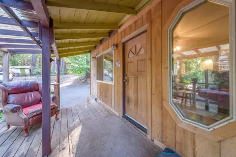 2325 Meadowview Way, Arnold, CA 95223 photo 4