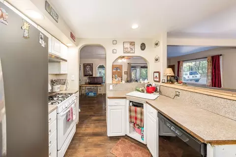 2325 Meadowview Way, Arnold, CA 95223 photo 11