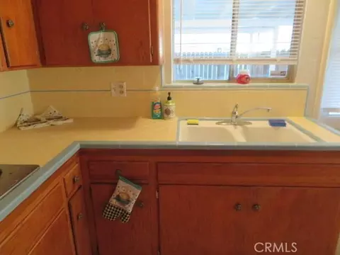 1017 W 5th, Madera, CA 93637 photo 11