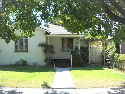 404 S I St, Madera, CA 93637 photo 1