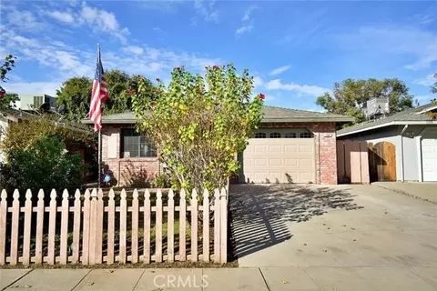 720 Oakridge Dr, Madera, CA 93637 photo 1