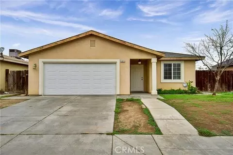 1077 Koufax Dr, Madera, CA 93638 photo 1