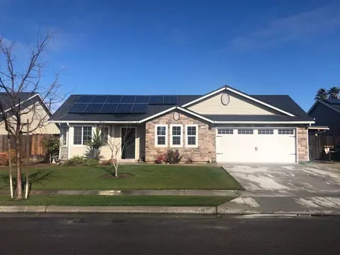 2744 Sequoia Ave, Sanger, CA 93657 photo 1