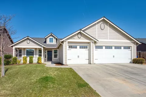 2808 Sequoia Ave, Sanger, CA 93657 photo 1