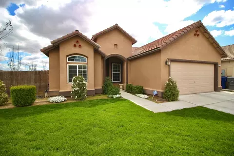 2640 Apple Tree Dr, Madera, CA 93637 photo 1