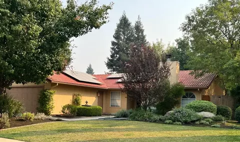 79 N Joshua Ave, Clovis, CA 93611 photo 1