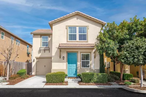 1555 N Piccadilly, Clovis, CA 93619 photo 1