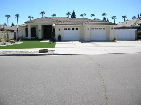 3490 Riverview Dr, Madera, CA 93637 photo 1