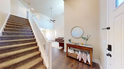 562 Forester Ln, Madera, CA 93636 photo 9