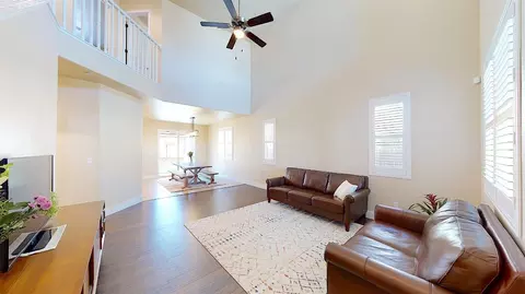 562 Forester Ln, Madera, CA 93636 photo 11