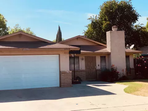 1208 Phillip St, Madera, CA 93638 photo 1