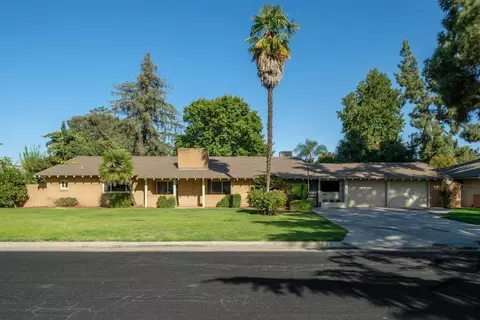 655 Park Ln, Madera, CA 93637 photo 1