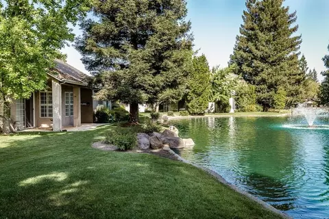 2242 Dawson Cove Ln, Clovis, CA 93611 photo 39