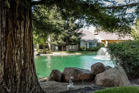 2242 Dawson Cove Ln, Clovis, CA 93611 photo 34