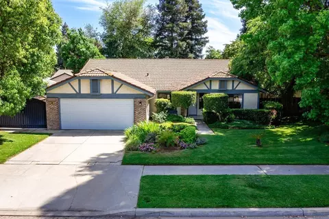 2536 Barstow Ave, Clovis, CA 93611 photo 1