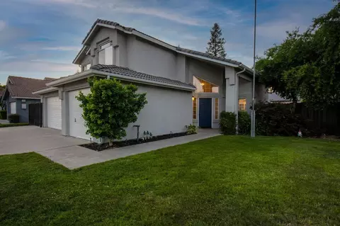 2253 Roberts Ave, Clovis, CA 93611 photo 1