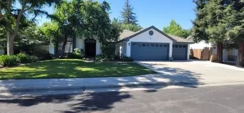 2134 Cromwell Ave, Clovis, CA 93611 photo 1