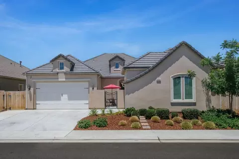 3263 Richmond Ave, Clovis, CA 93619 photo 1