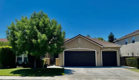 2952 Poe Ave, Clovis, CA 93611 photo 1