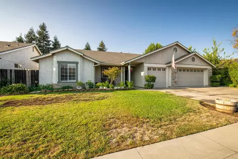 2110 Goshen Ave, Clovis, CA 93611 photo 1