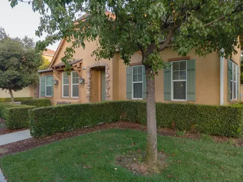 3907 Harlan Ranch Blvd, Clovis, CA 93619 photo 1