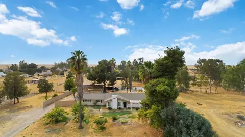 16936 Monreal Rd, Madera, CA 93636 photo 1