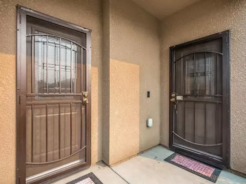 5322 E Benjamin Ave, Fresno, CA 93727 photo 3